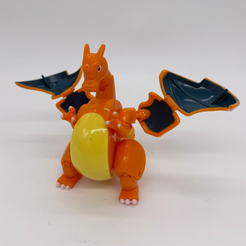 Pokemon Figures Toys Pocket Monster Ball Model Charizard Action Figures Toy